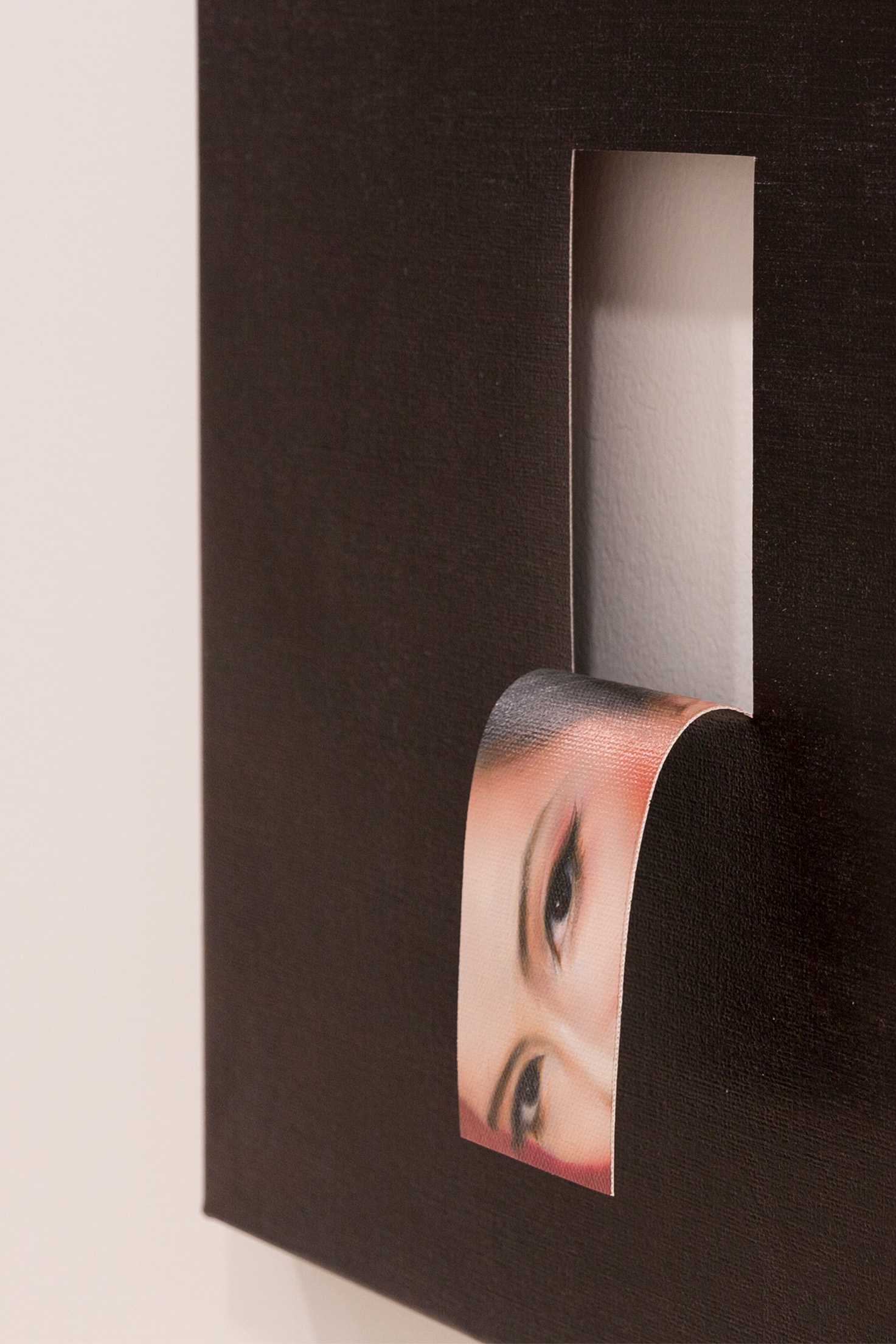 Doubleface (Deep Cadmium Red) (2)